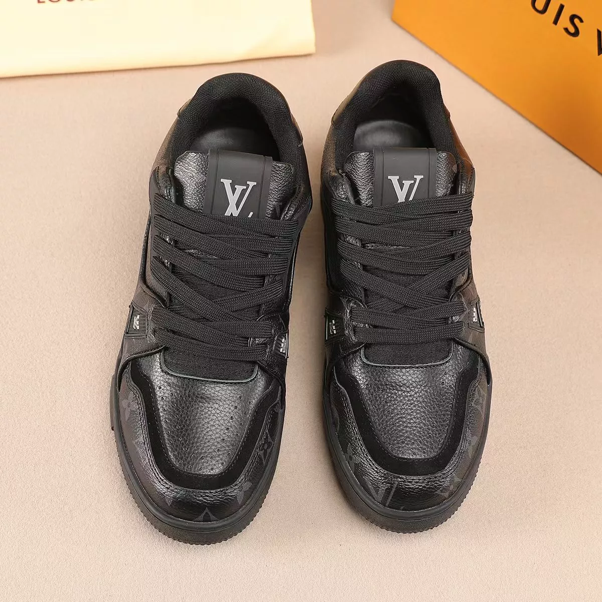 Louis Vuitton Casual Shoes For Men Reliable 3992