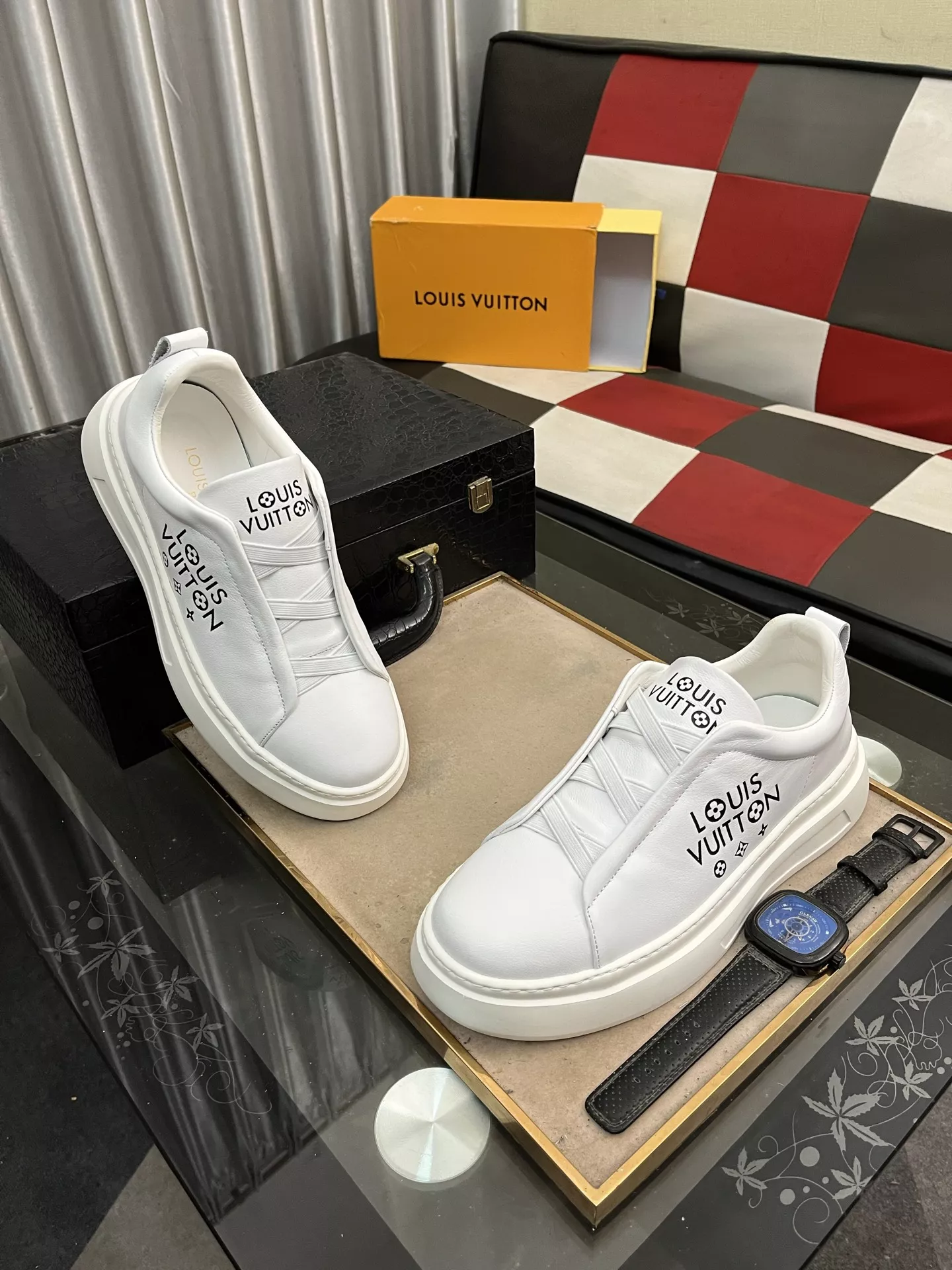 Louis Vuitton Casual Shoes For Men Reliable 4776