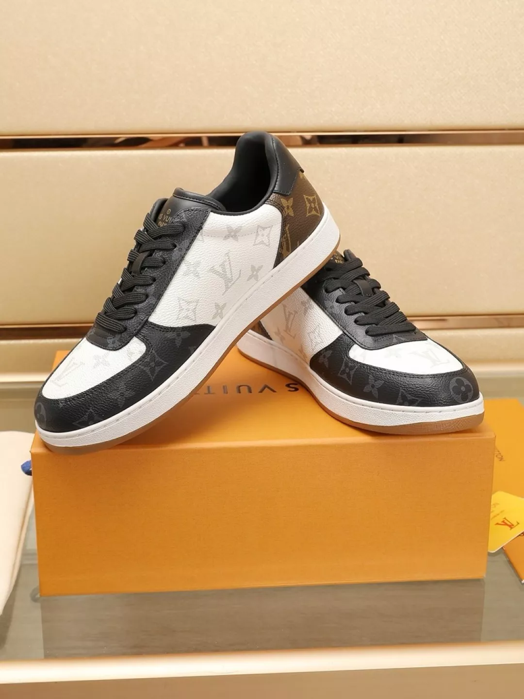 Louis Vuitton Casual Shoes For Men Soft 4974