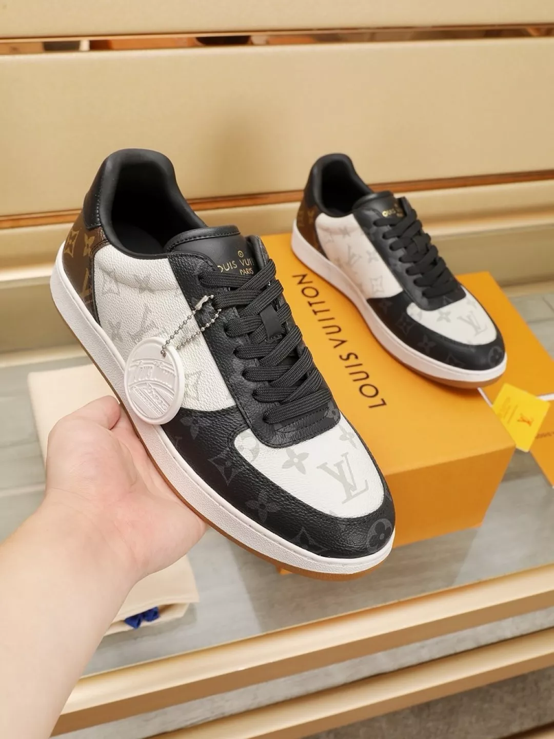 Louis Vuitton Casual Shoes For Men Soft 4974