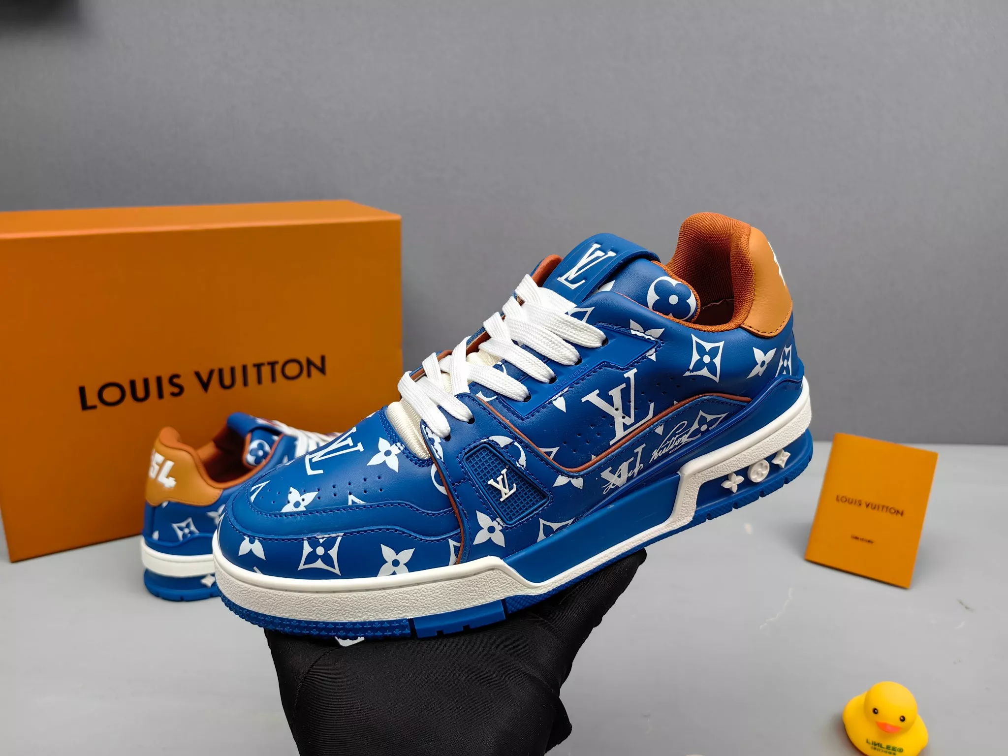 Louis Vuitton Casual Shoes For Men Soft 8737