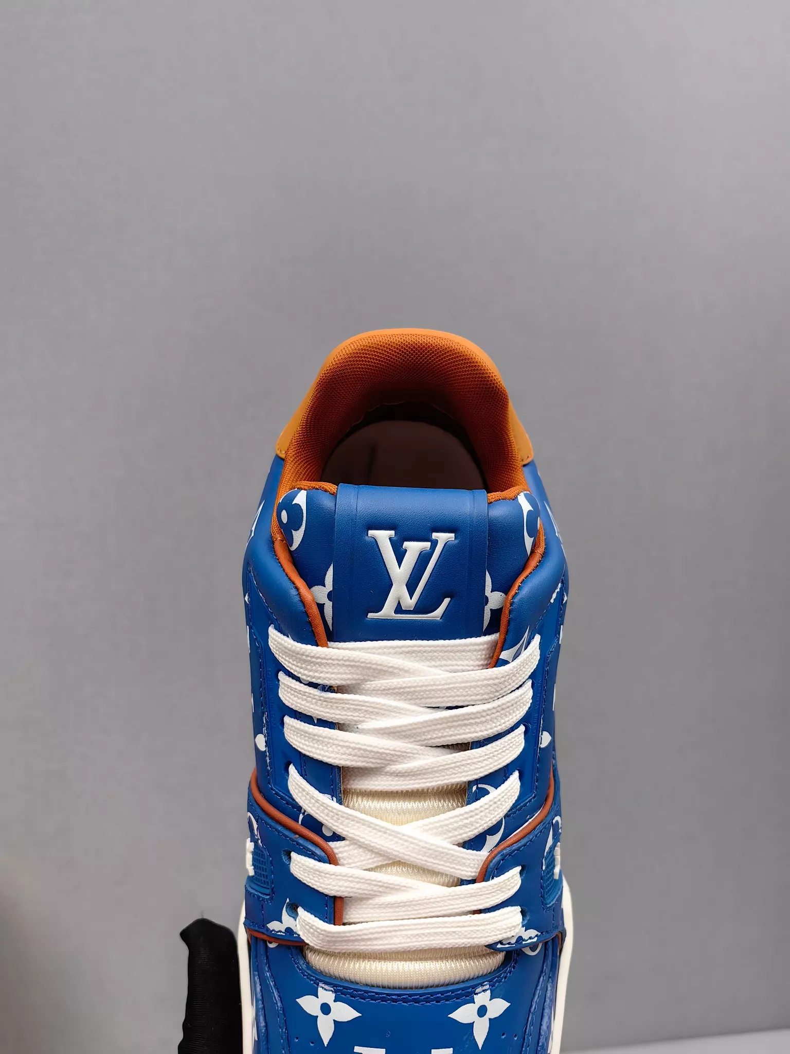 Louis Vuitton Casual Shoes For Men Soft 8737