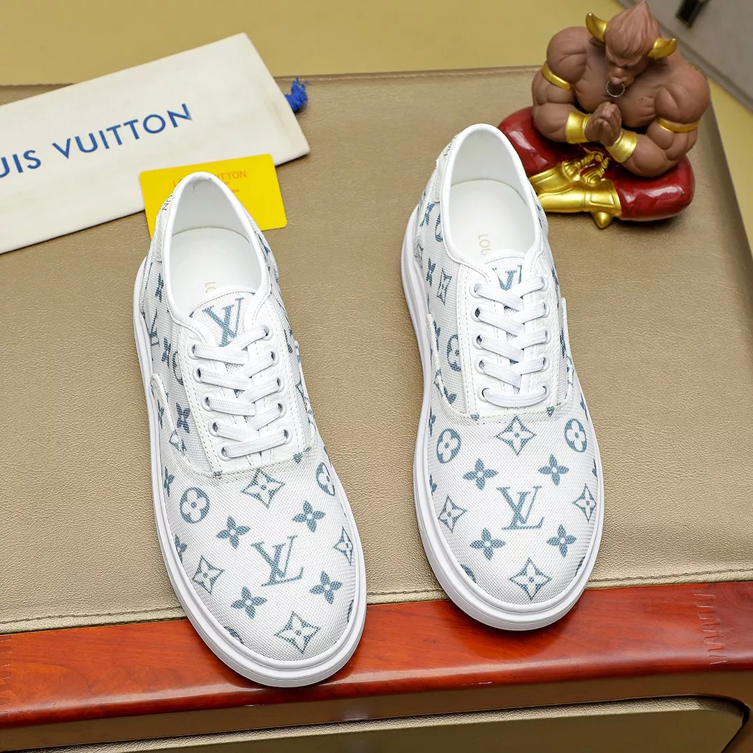 Louis Vuitton Casual Shoes For Men StreetReady 2220