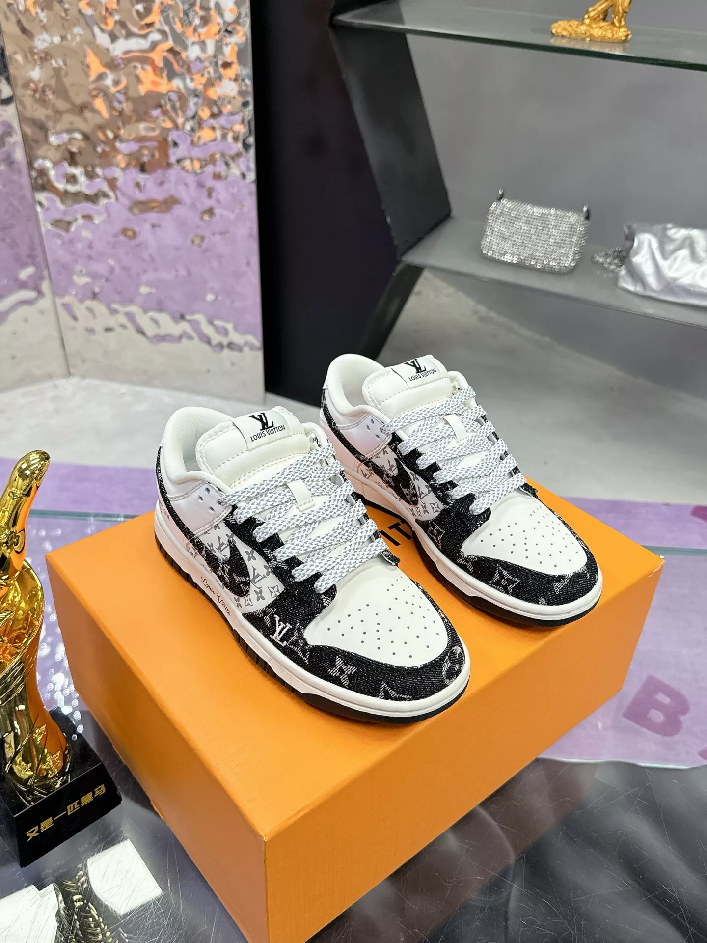 Louis Vuitton Casual Shoes For Men StreetReady 7859