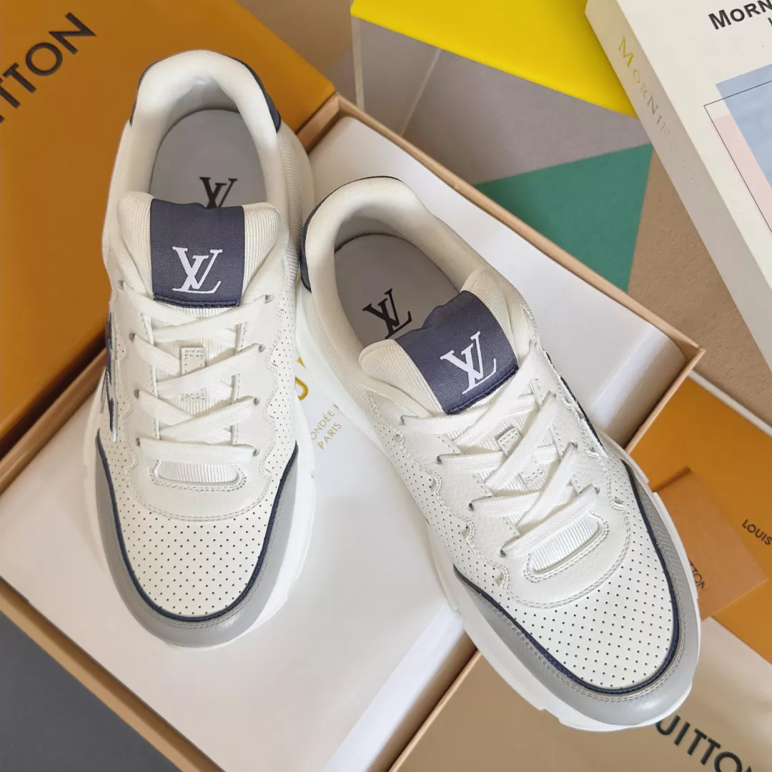 Louis Vuitton Casual Shoes For Men Stylish 1167