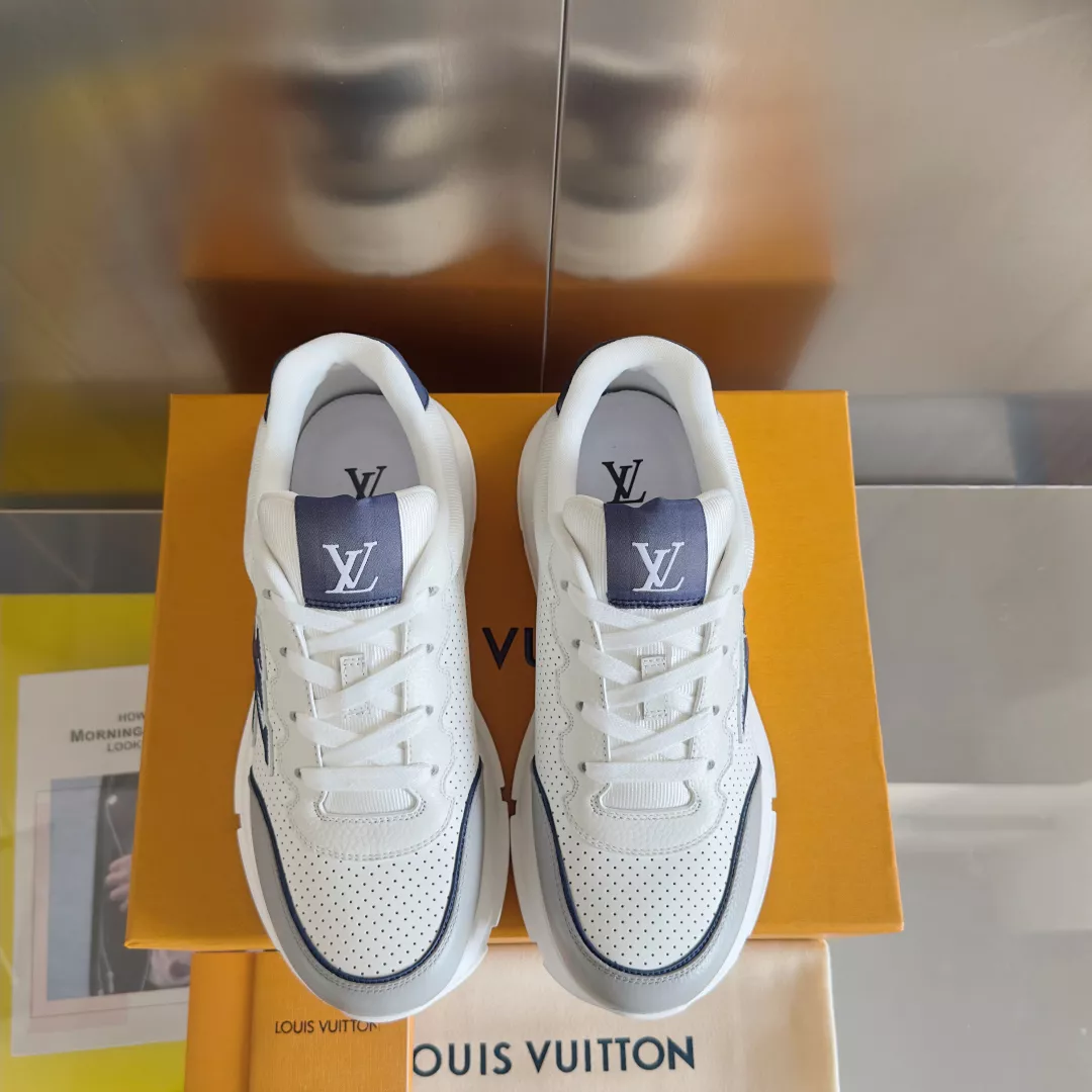 Louis Vuitton Casual Shoes For Men Stylish 1167