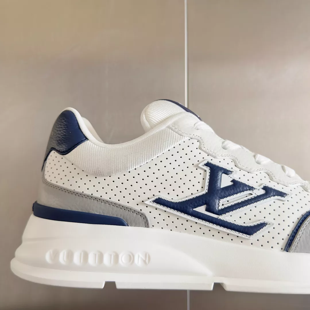 Louis Vuitton Casual Shoes For Men Stylish 1167