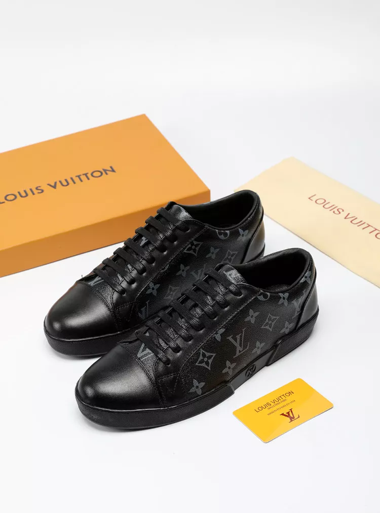 Louis Vuitton Casual Shoes For Men Stylish 8391
