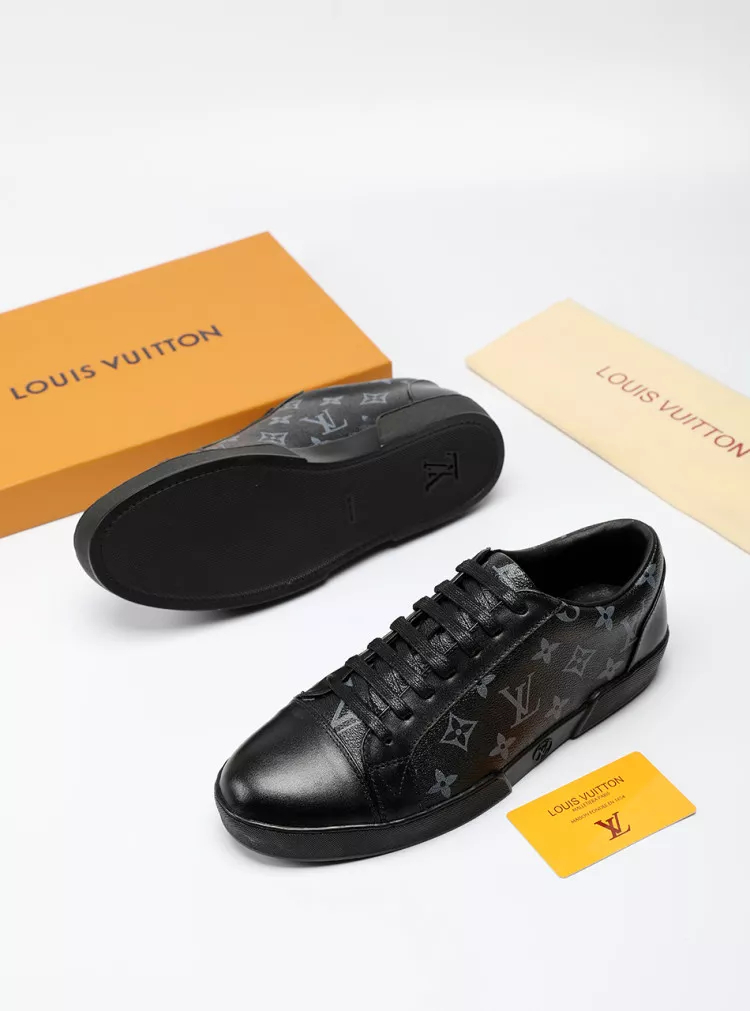 Louis Vuitton Casual Shoes For Men Stylish 8391
