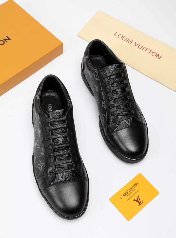 Louis Vuitton Casual Shoes For Men Stylish 8391