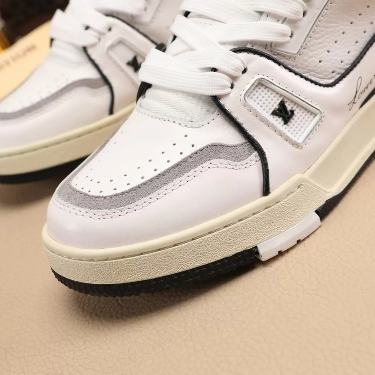 Louis Vuitton Casual Shoes For Men TopPick 1598