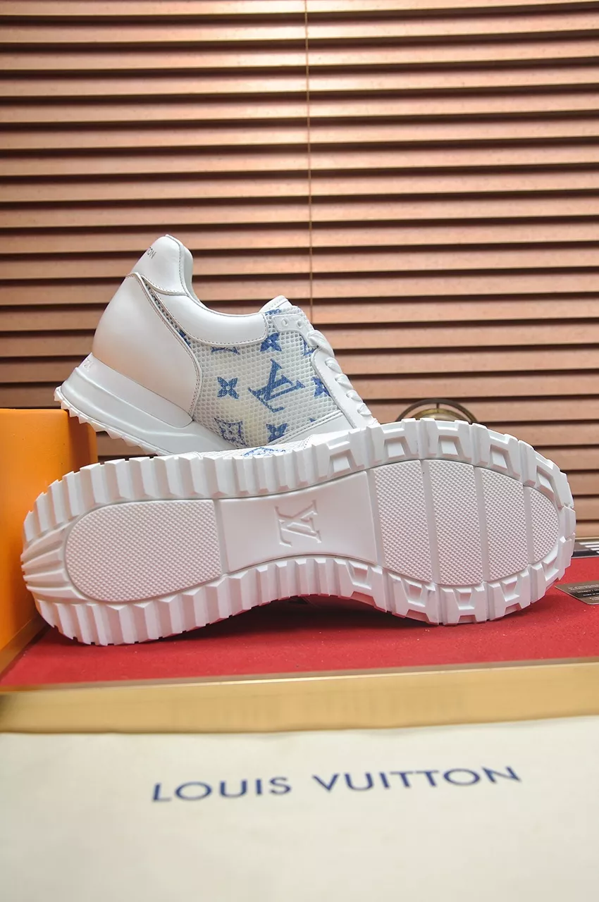 Louis Vuitton Casual Shoes For Men Trendsetting 1335