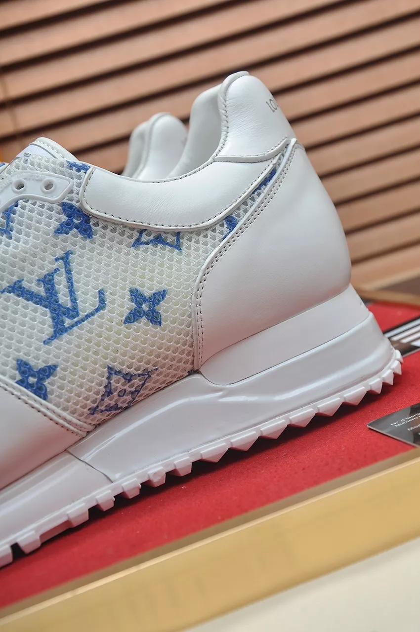 Louis Vuitton Casual Shoes For Men Trendsetting 1335