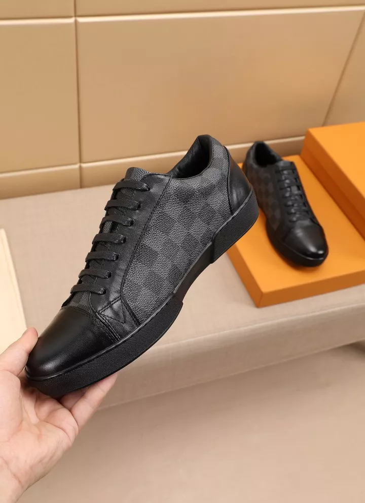 Louis Vuitton Casual Shoes For Men Trendsetting 6486