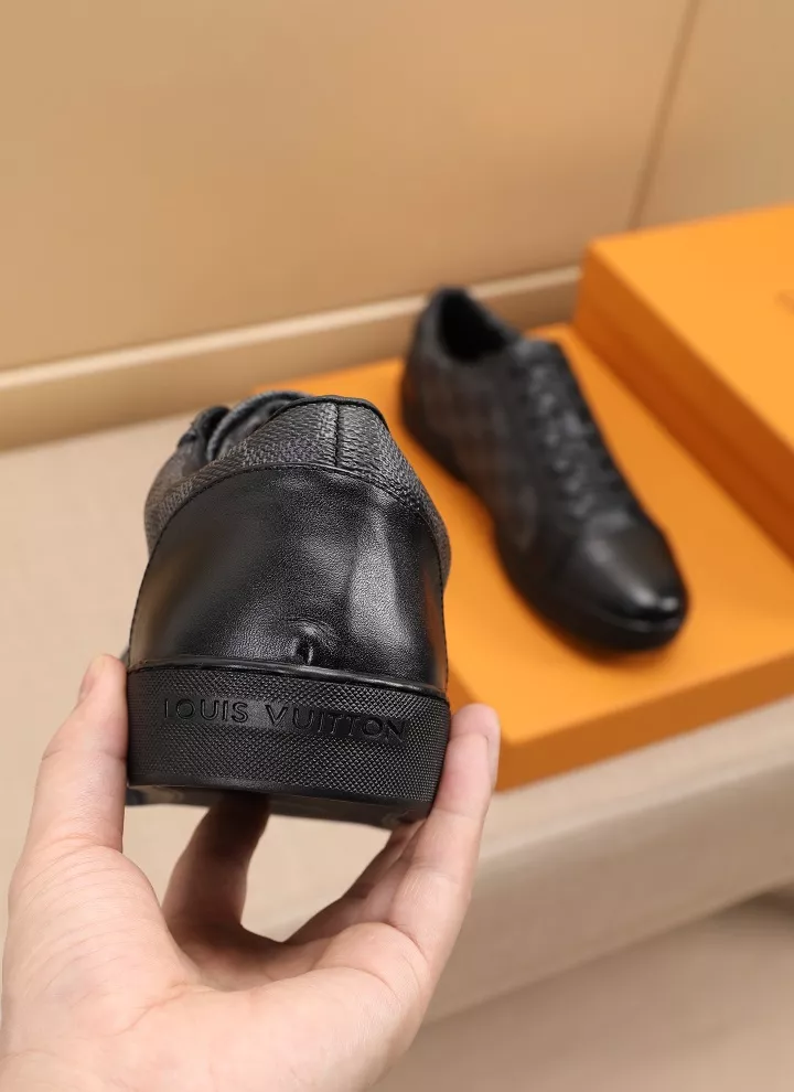 Louis Vuitton Casual Shoes For Men Trendsetting 6486