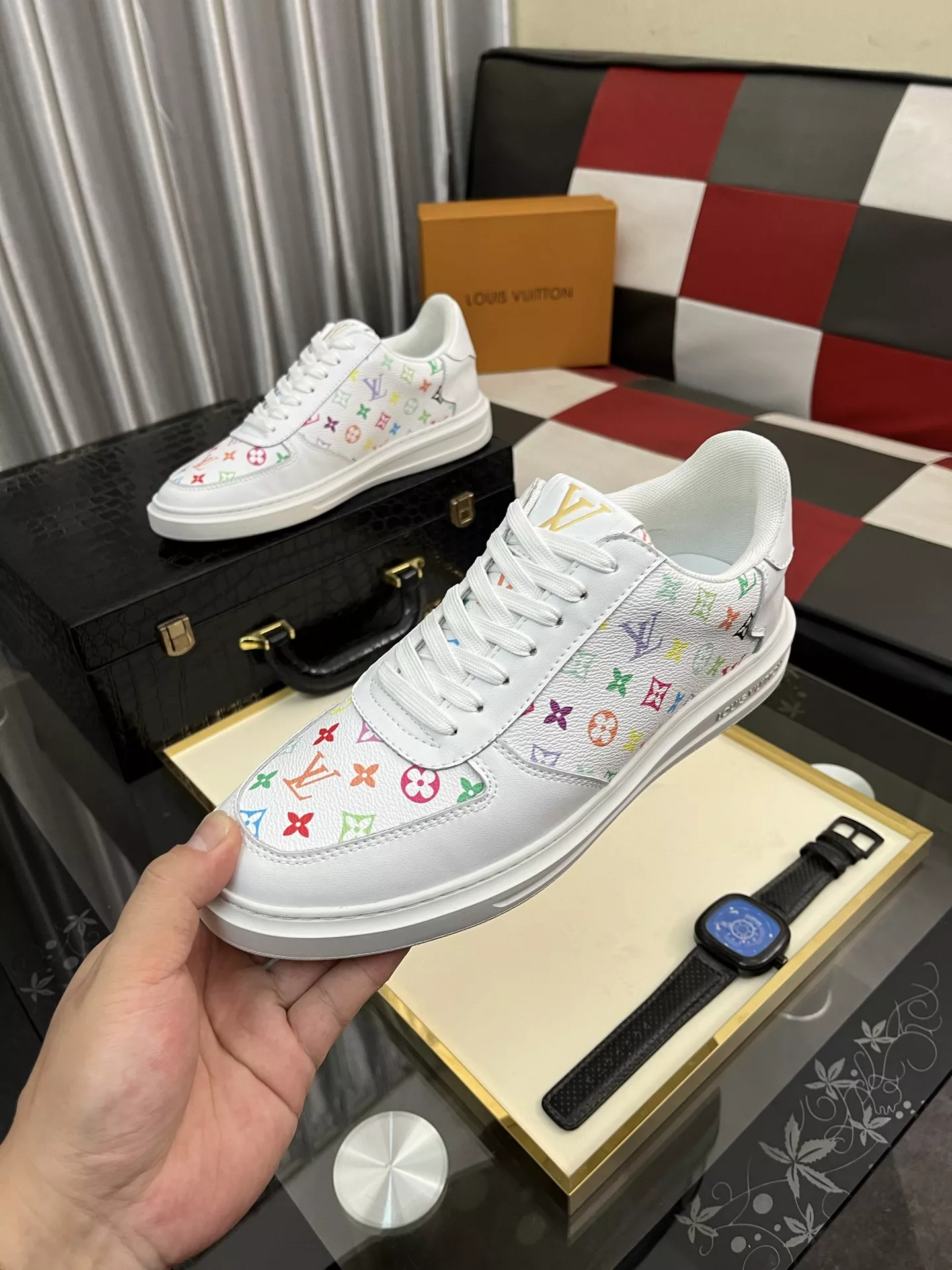 Louis Vuitton Casual Shoes For Men Trendsetting 7790