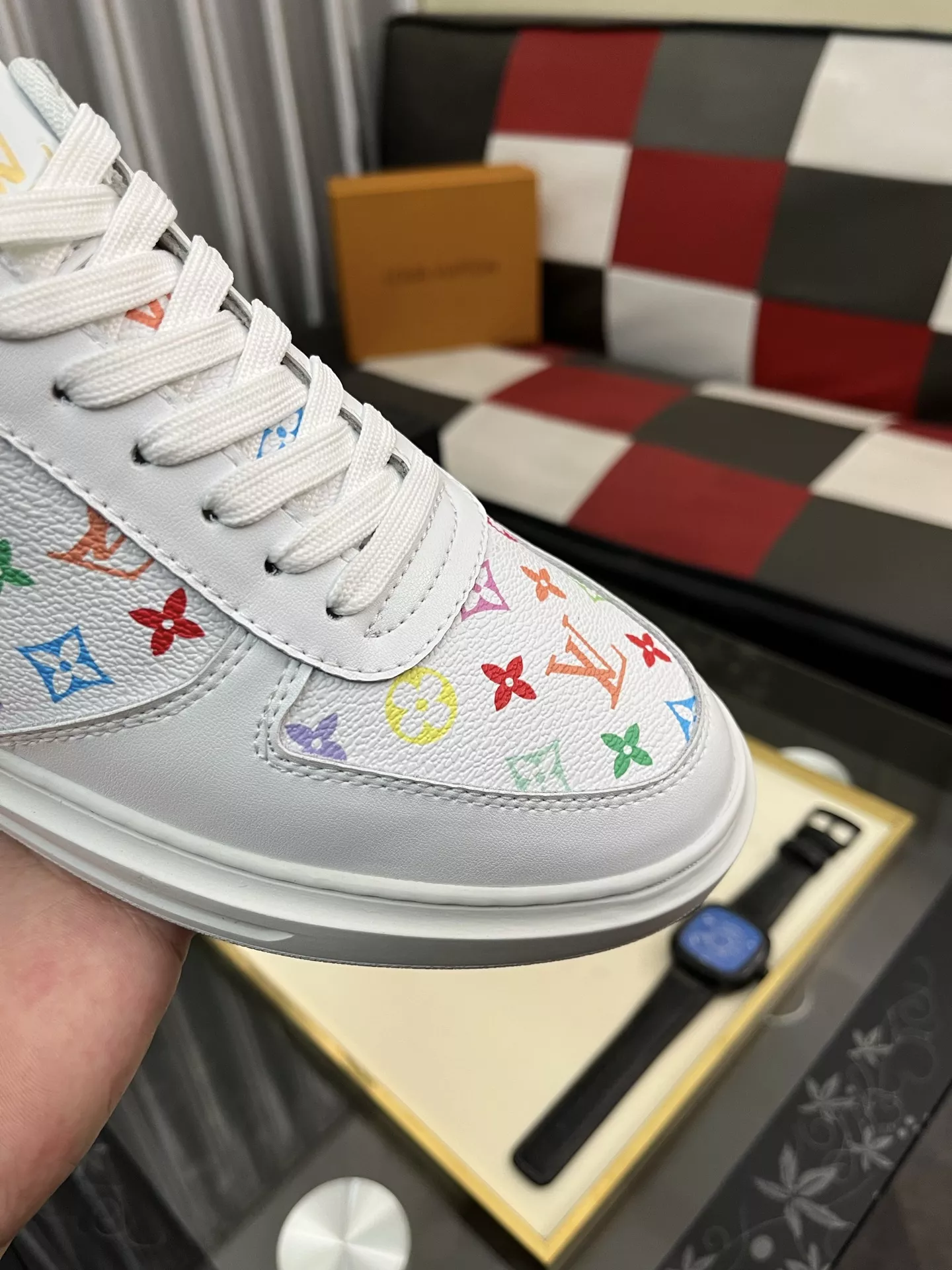 Louis Vuitton Casual Shoes For Men Trendsetting 7790