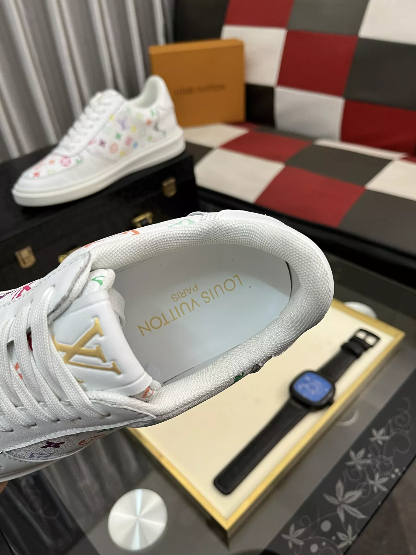 Louis Vuitton Casual Shoes For Men Trendsetting 7790