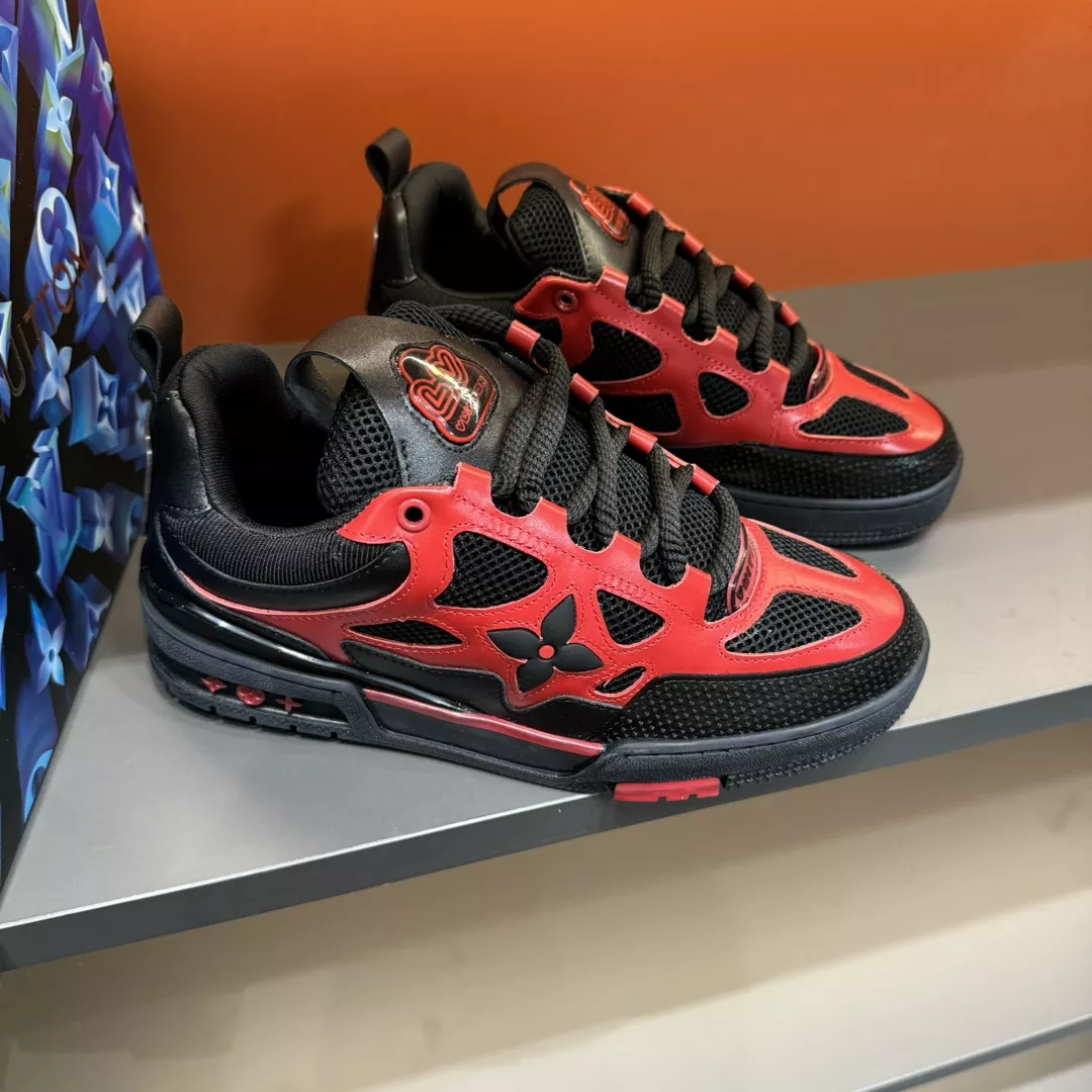Louis Vuitton Casual Shoes For Men Trendsetting 9808