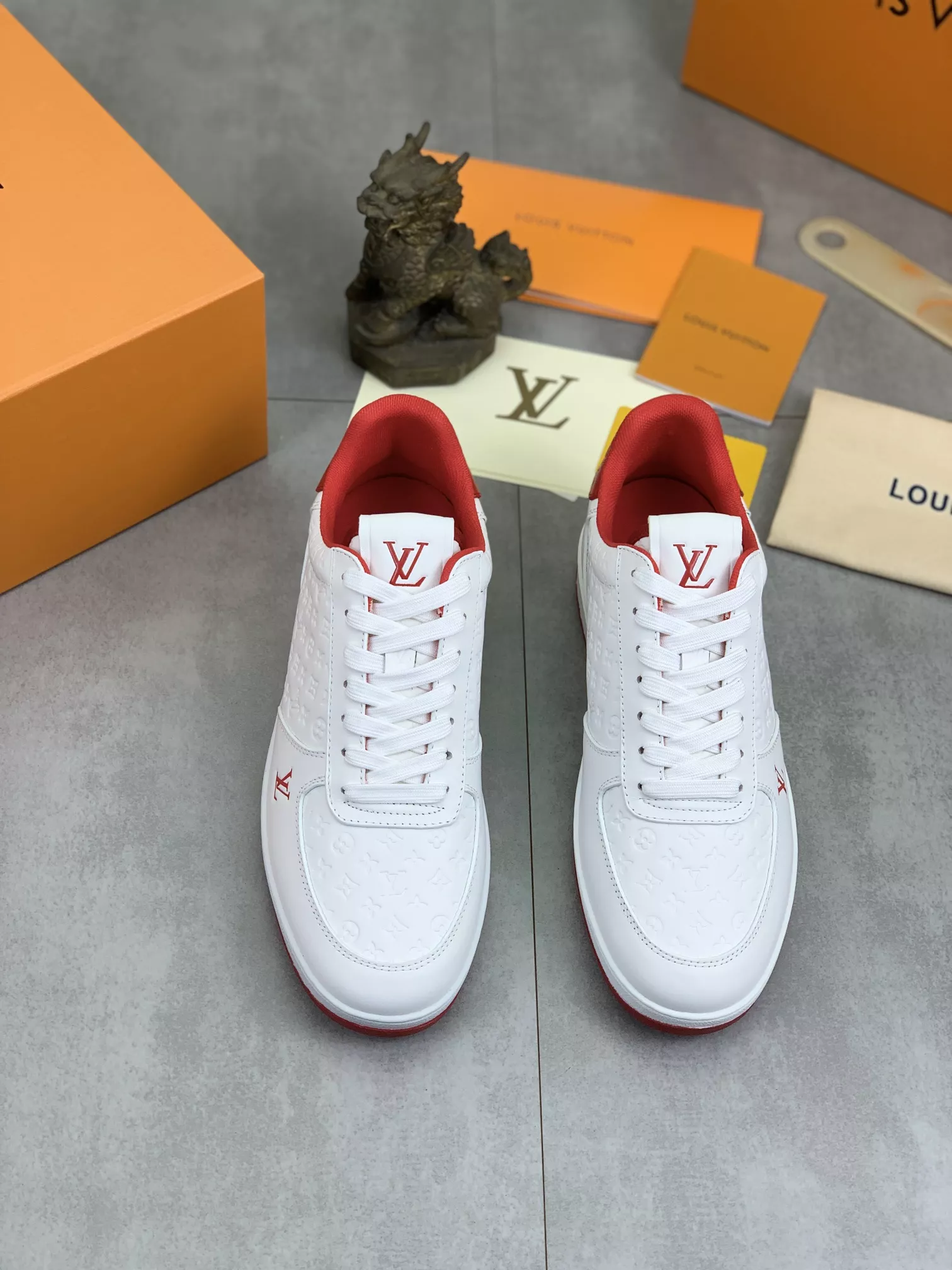 Louis Vuitton Casual Shoes For Men Trendy 2064