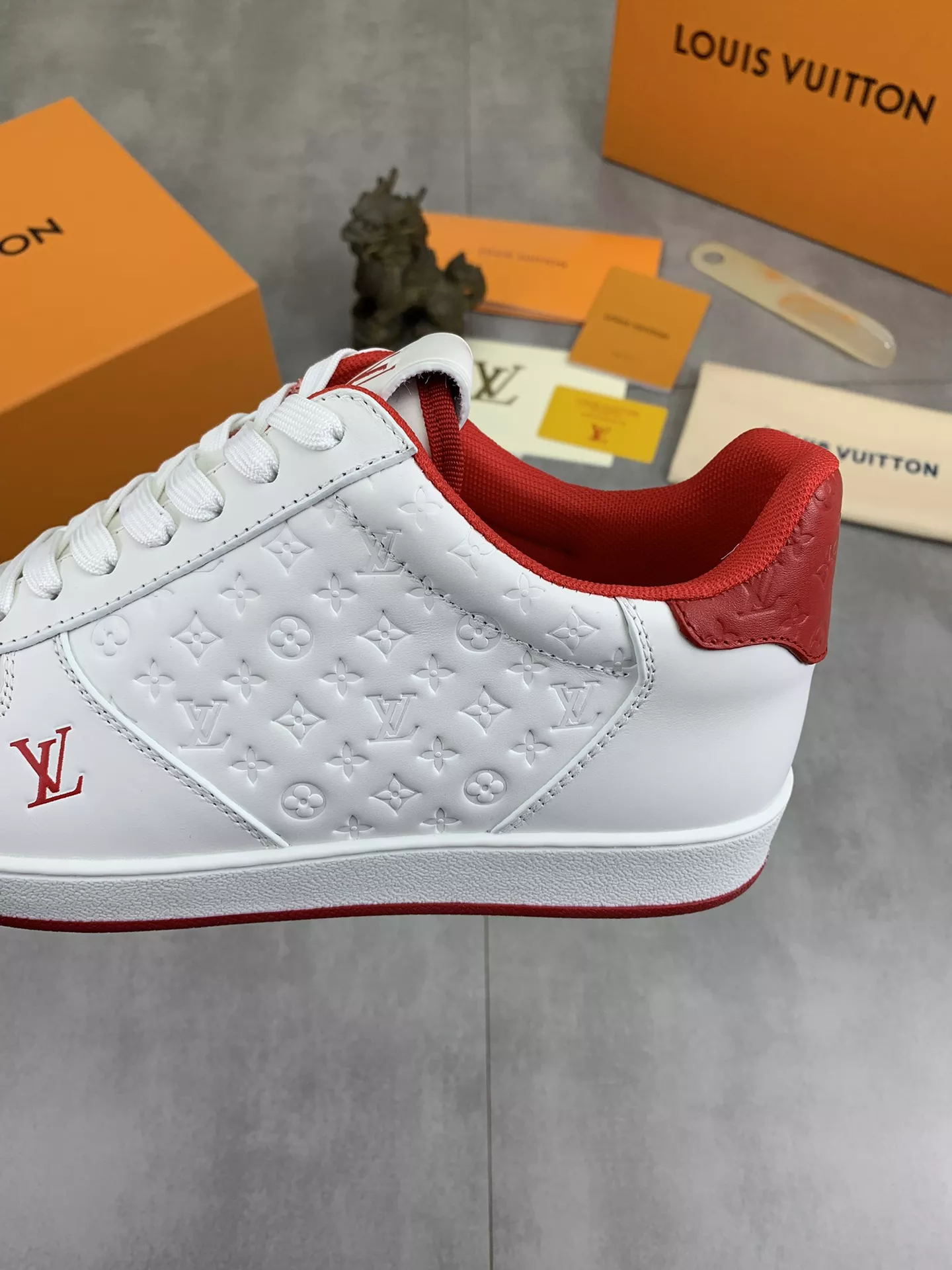 Louis Vuitton Casual Shoes For Men Trendy 2064
