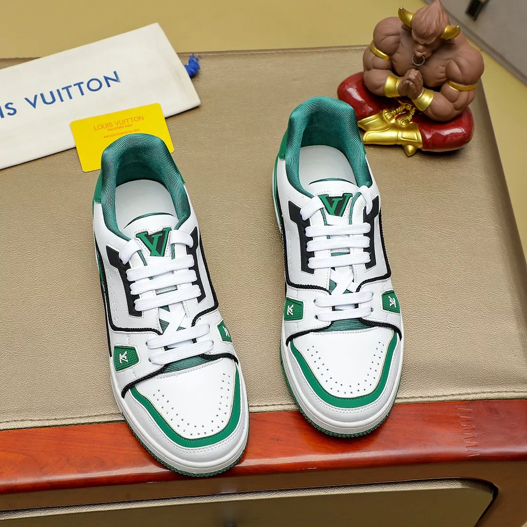 Louis Vuitton Casual Shoes For Men Trendy 2421