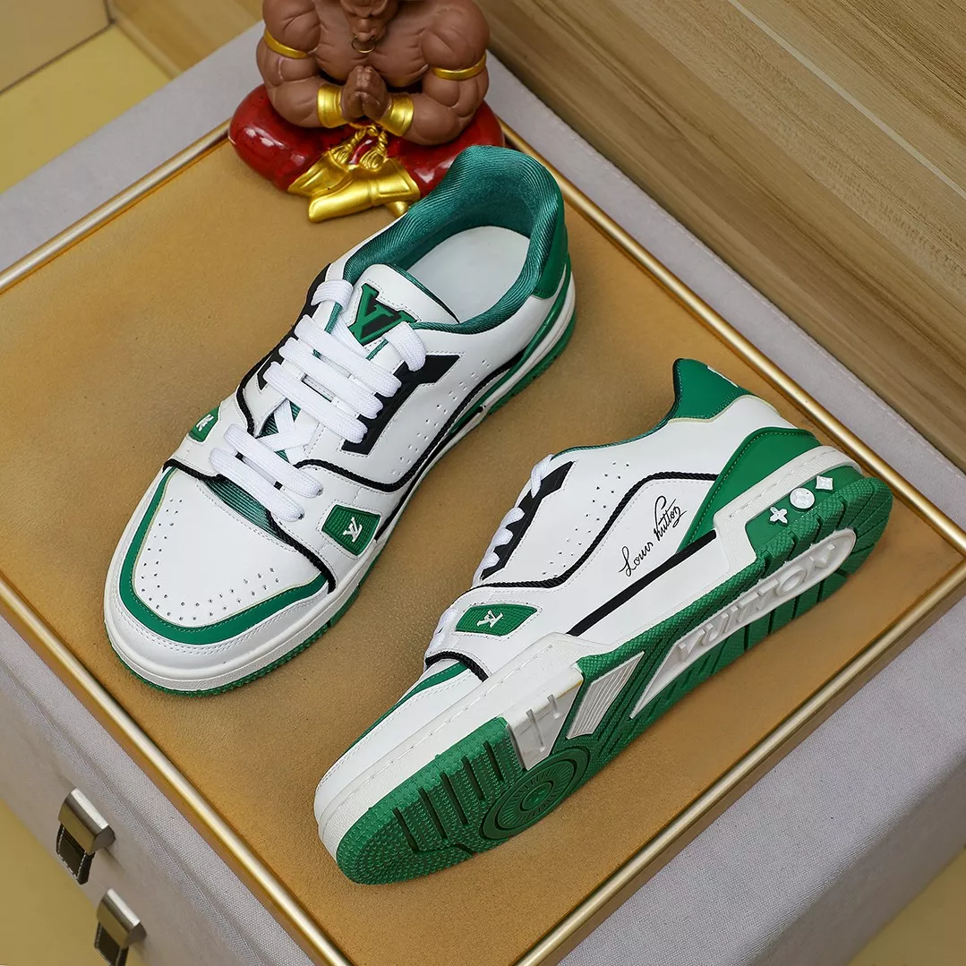 Louis Vuitton Casual Shoes For Men Trendy 2421