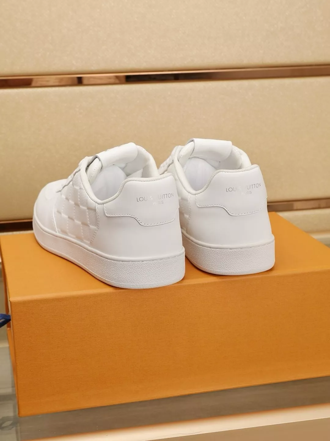 Louis Vuitton Casual Shoes For Men Trendy 3480