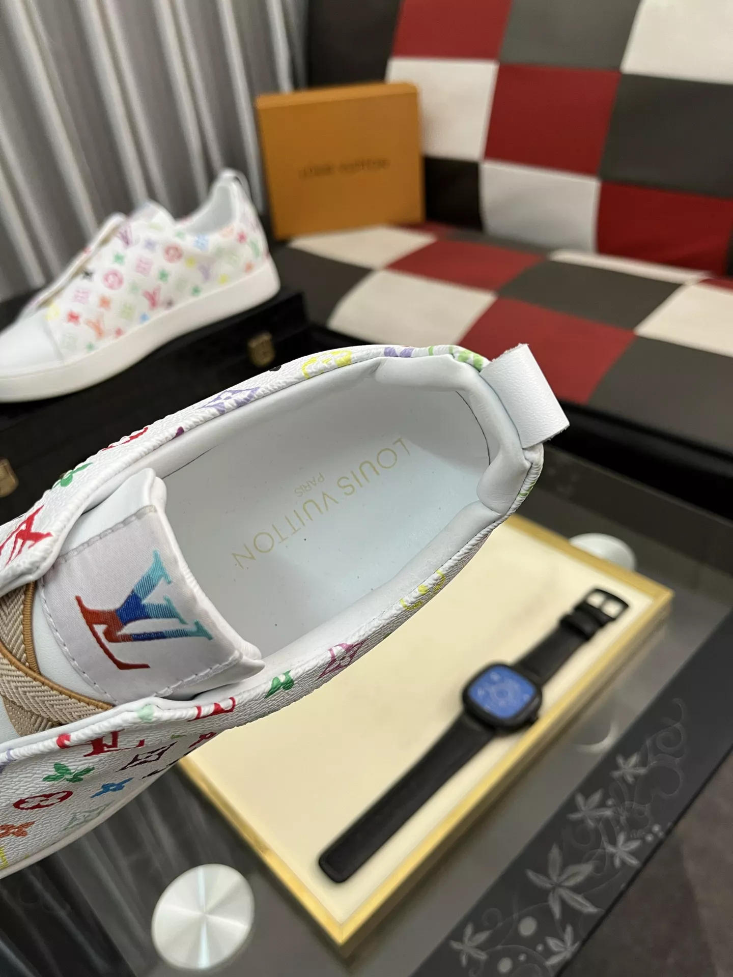 Louis Vuitton Casual Shoes For Men Trendy 8927