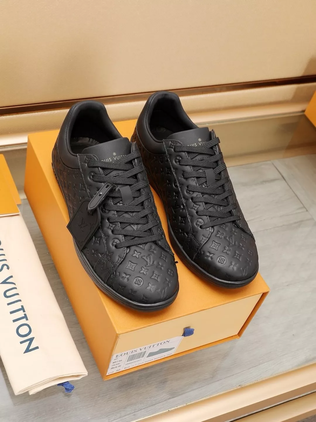 Louis Vuitton Casual Shoes For Men UrbanStyle 4650
