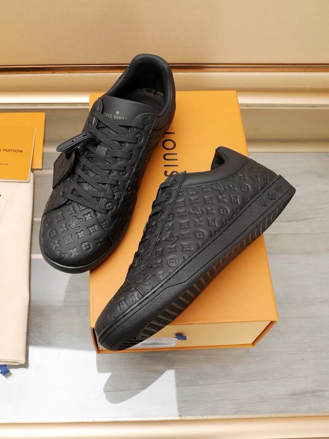 Louis Vuitton Casual Shoes For Men UrbanStyle 4650
