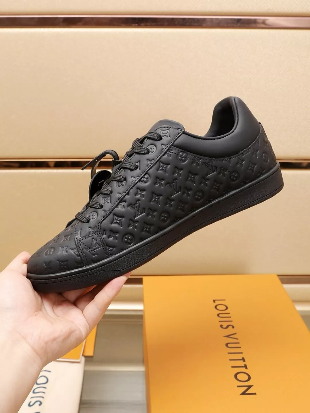 Louis Vuitton Casual Shoes For Men UrbanStyle 4650
