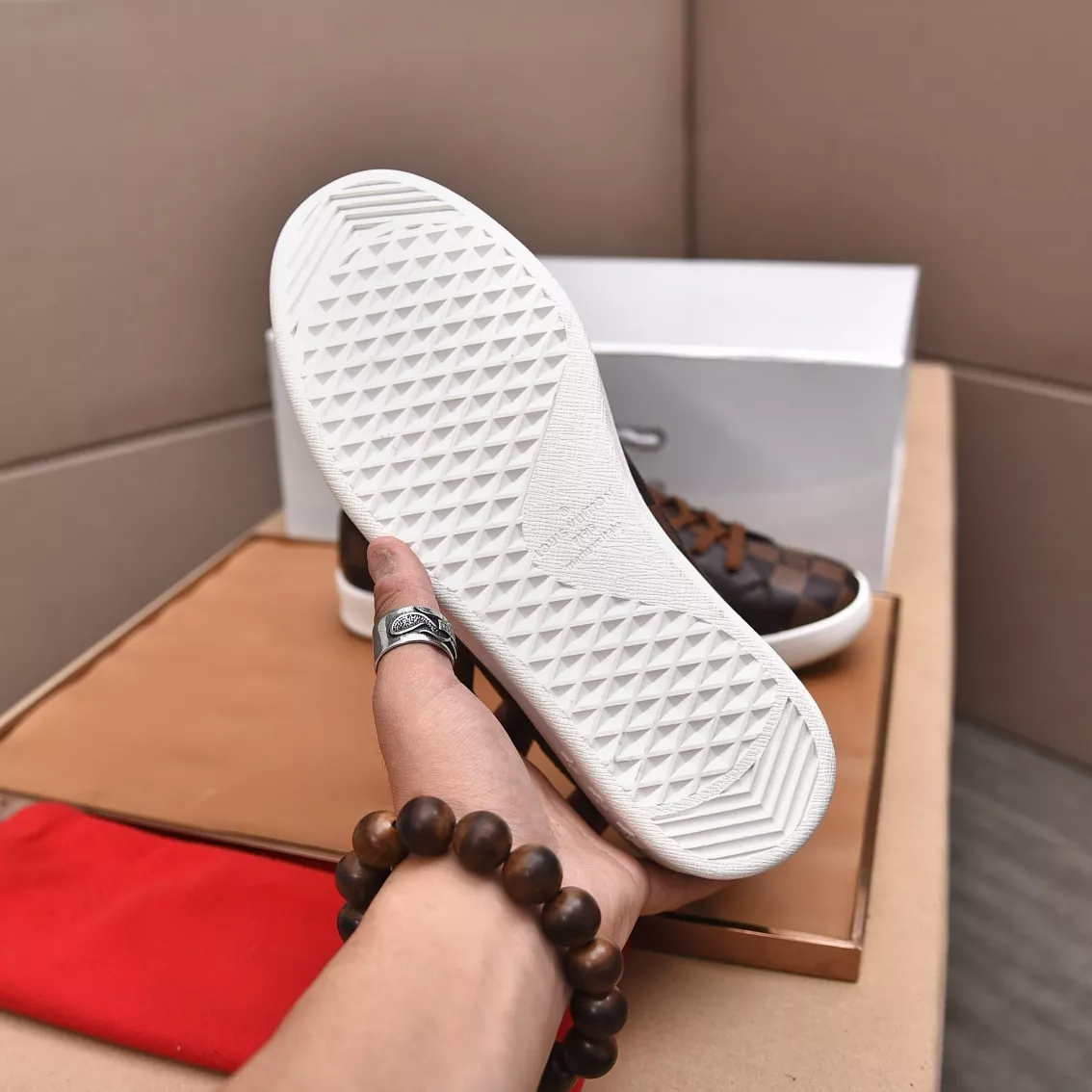 Louis Vuitton Casual Shoes For Men UrbanStyle 8496