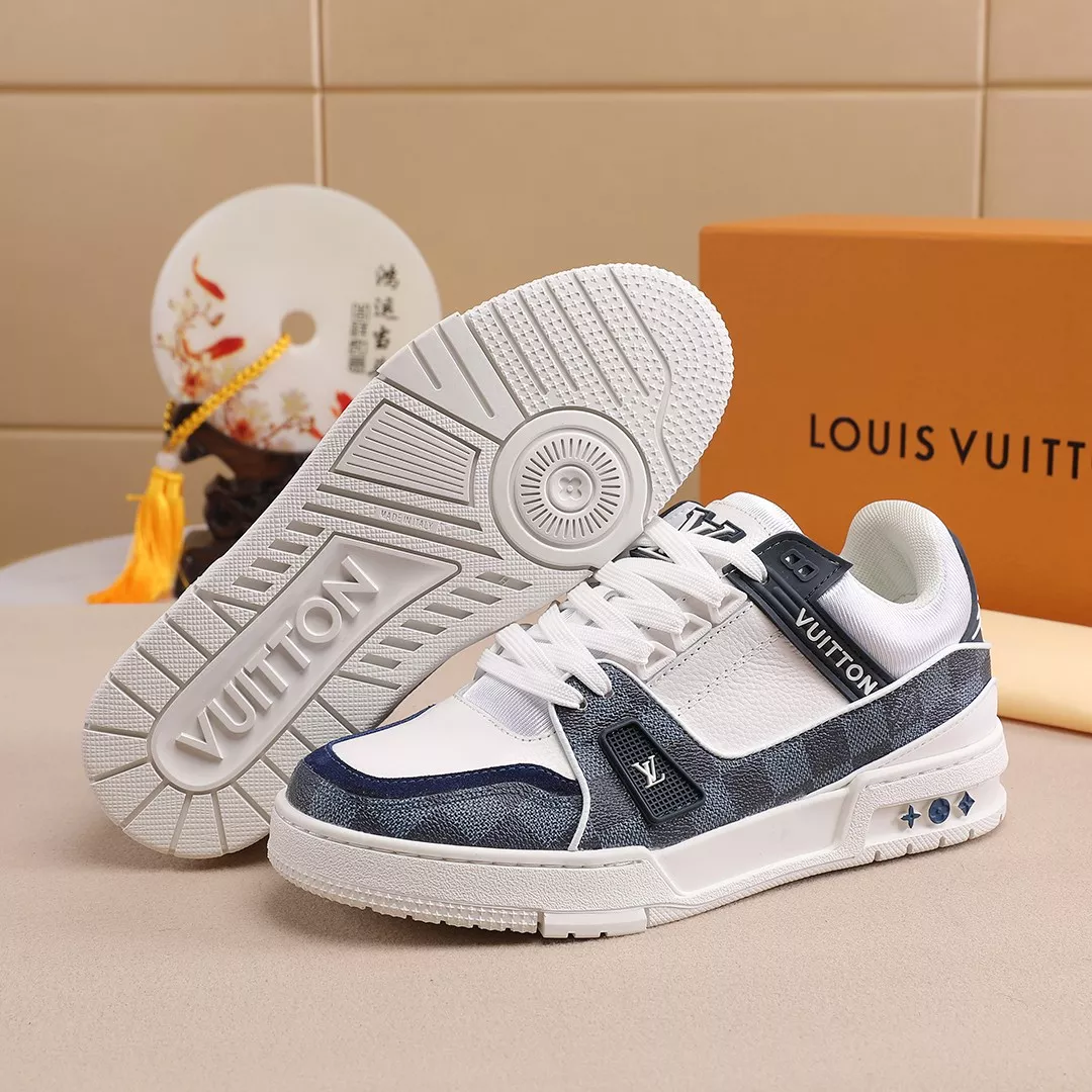 Louis Vuitton Casual Shoes For Men Versatile 8037