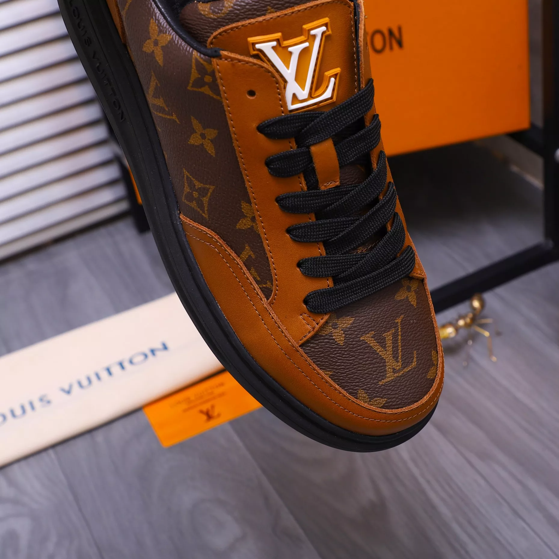 Louis Vuitton Casual Shoes For Men Vibrant 2013