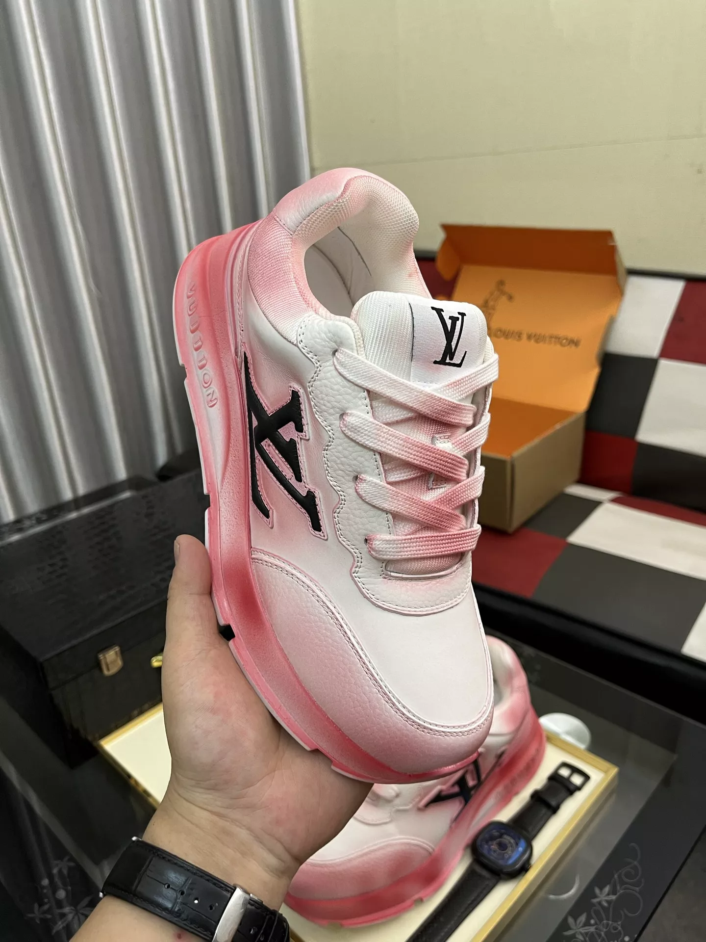 Louis Vuitton Casual Shoes For Men Vibrant 3329