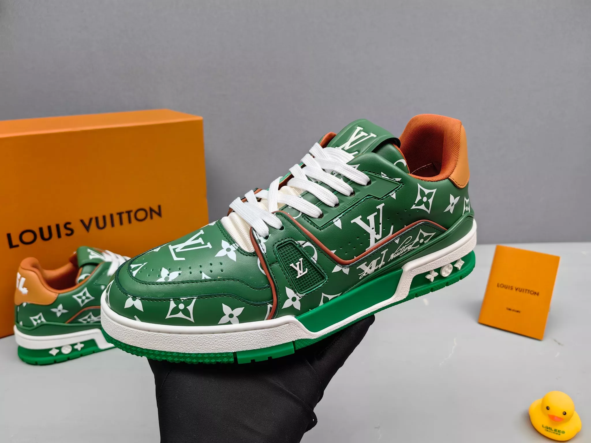 Louis Vuitton Casual Shoes For Men Vibrant 6689