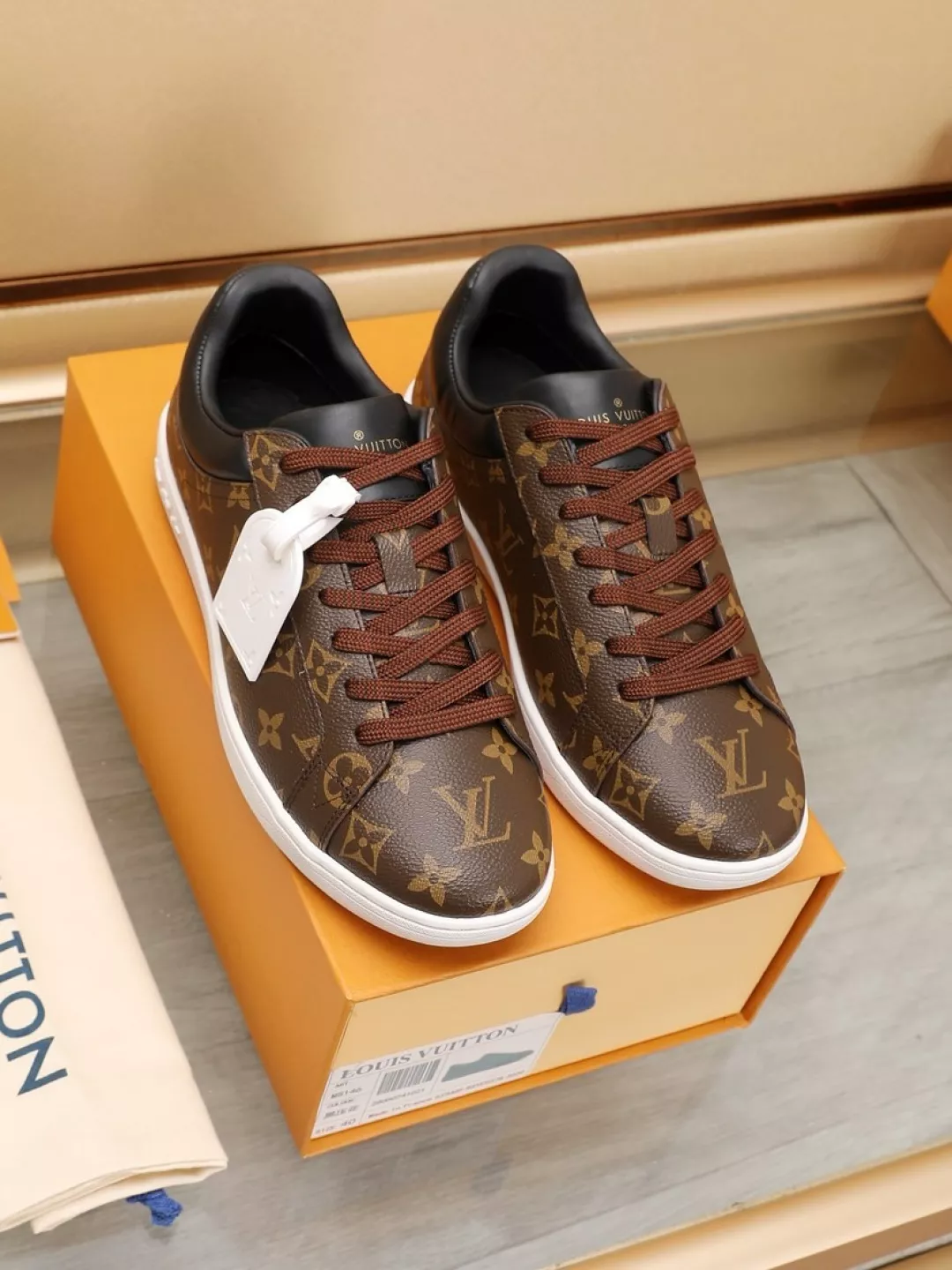 Louis Vuitton Casual Shoes For Men WellDesigned 7262
