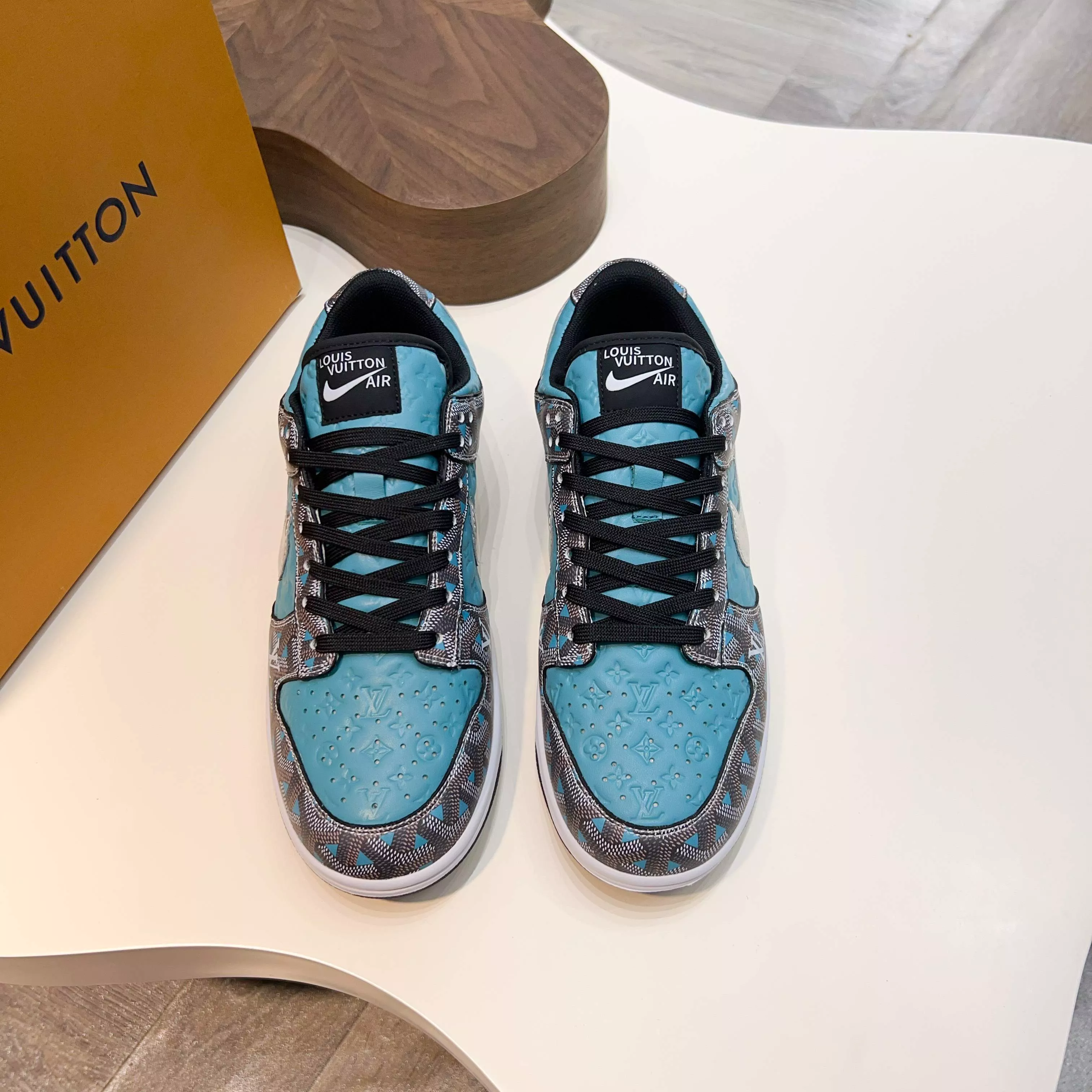 Louis Vuitton Casual Shoes For Men WellDesigned 9678