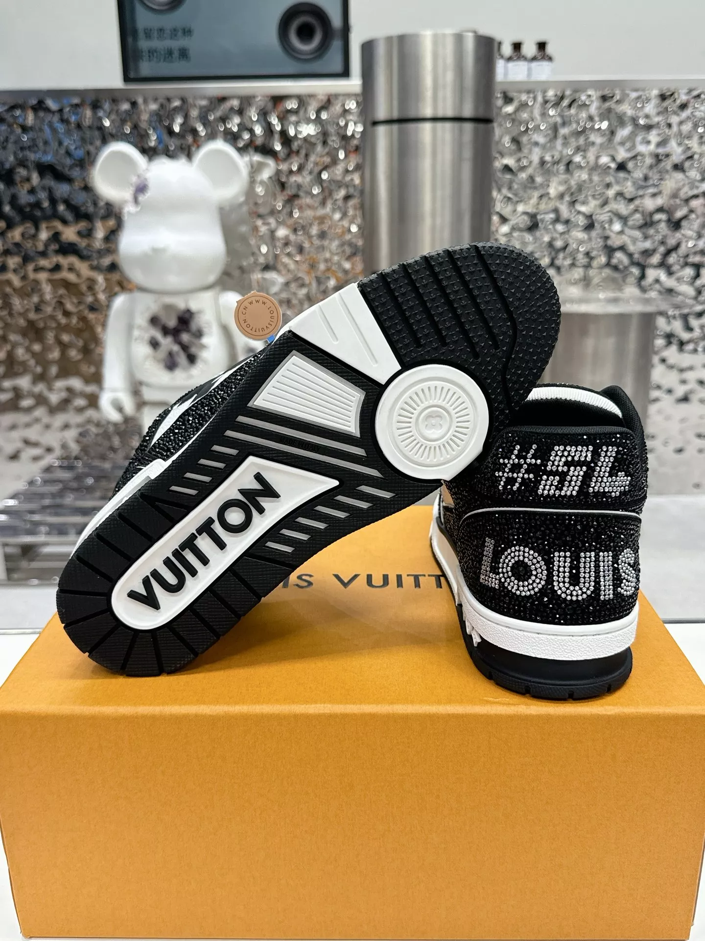 Louis Vuitton Casual Shoes For Women Bold 3663