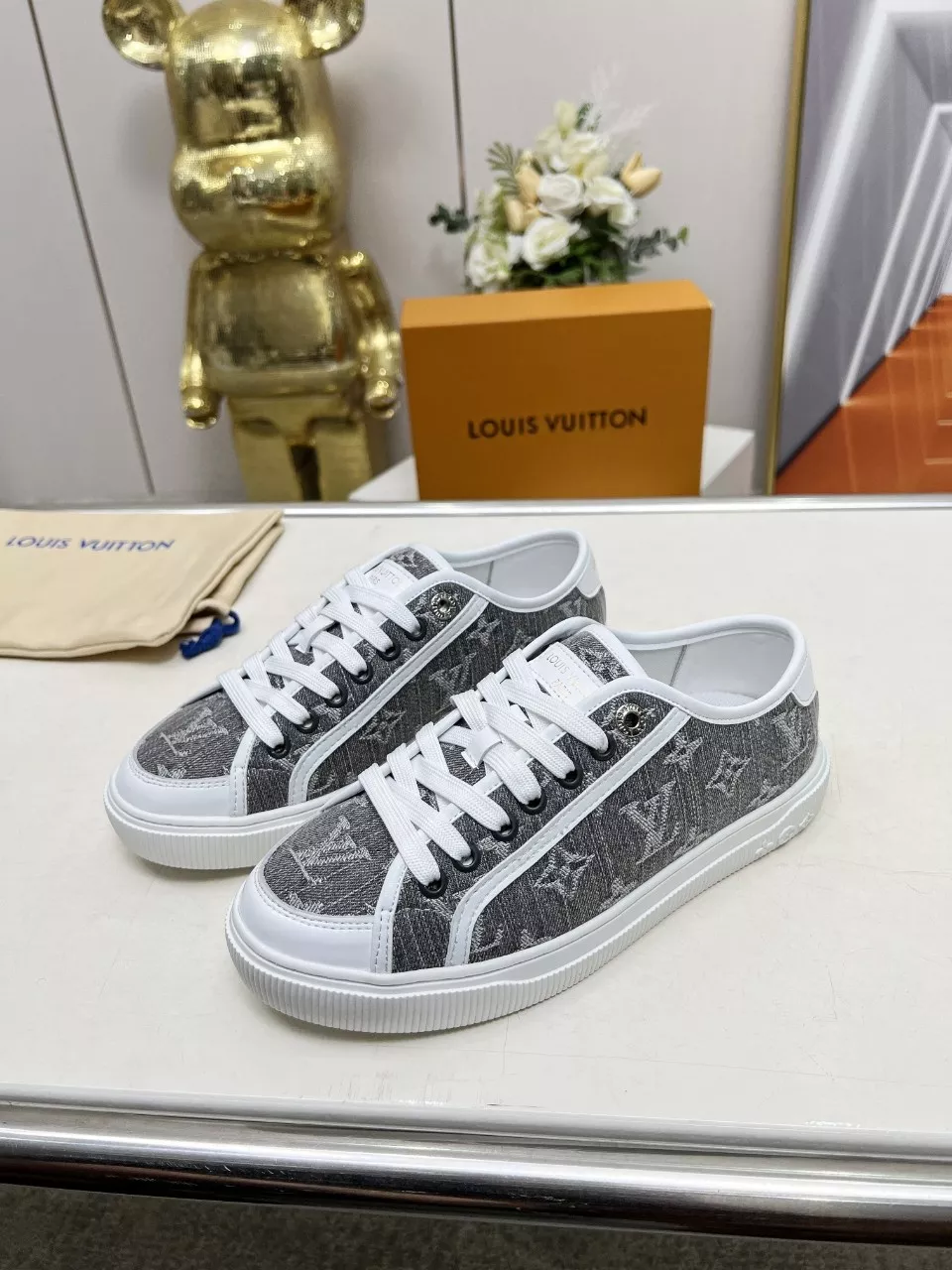 Louis Vuitton Casual Shoes For Women EasyMatch 8692