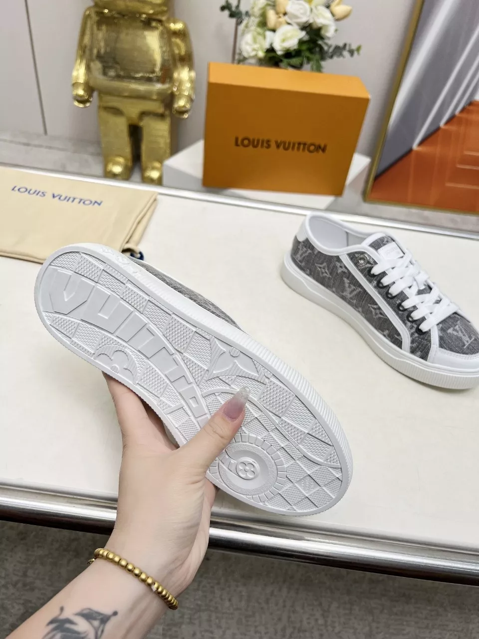 Louis Vuitton Casual Shoes For Women EasyMatch 8692