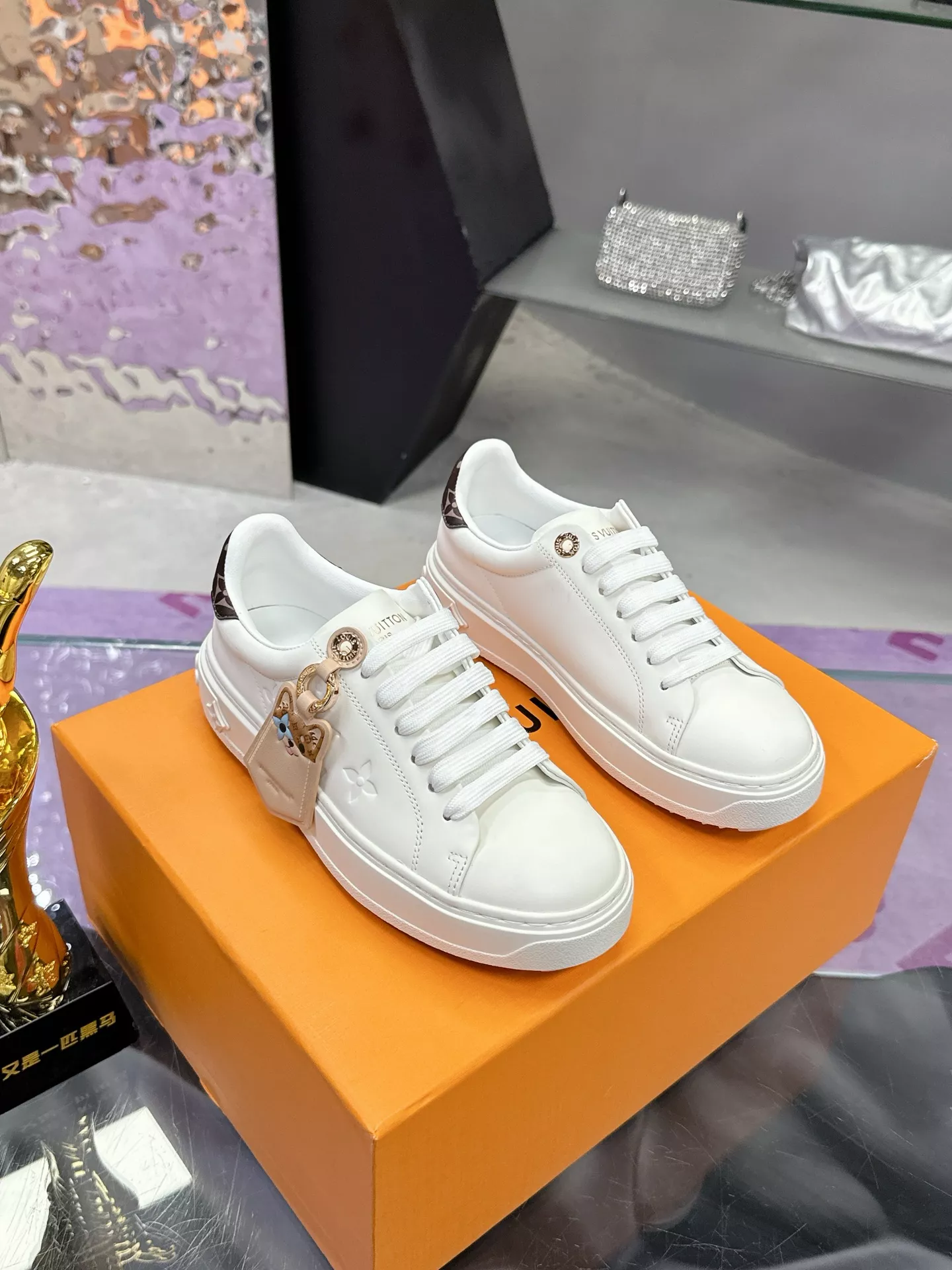 Louis Vuitton Casual Shoes For Women GoodFit 8285