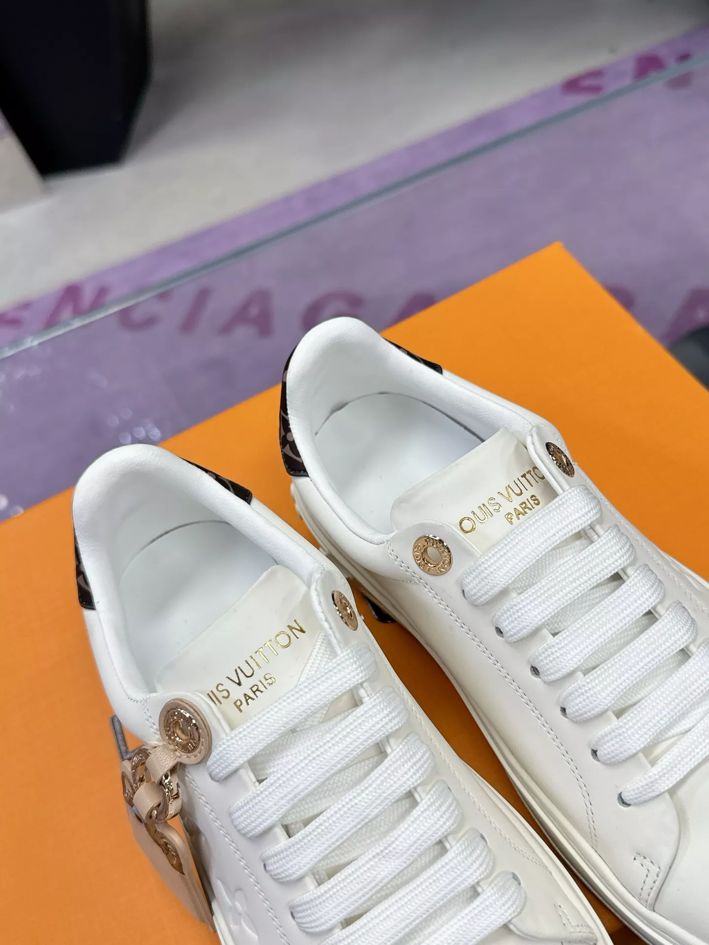 Louis Vuitton Casual Shoes For Women GoodFit 8285