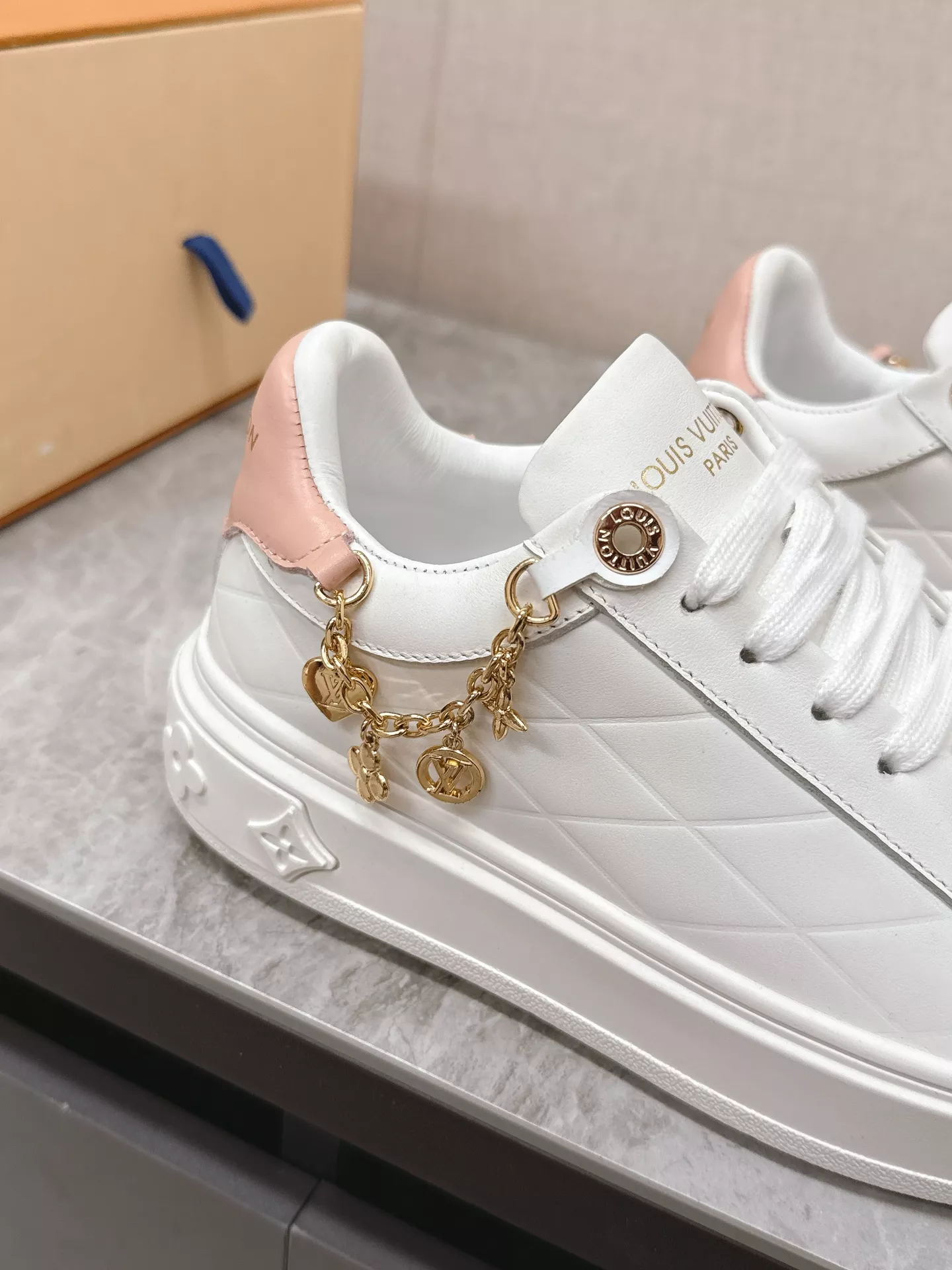 Louis Vuitton Casual Shoes For Women Modern 2923