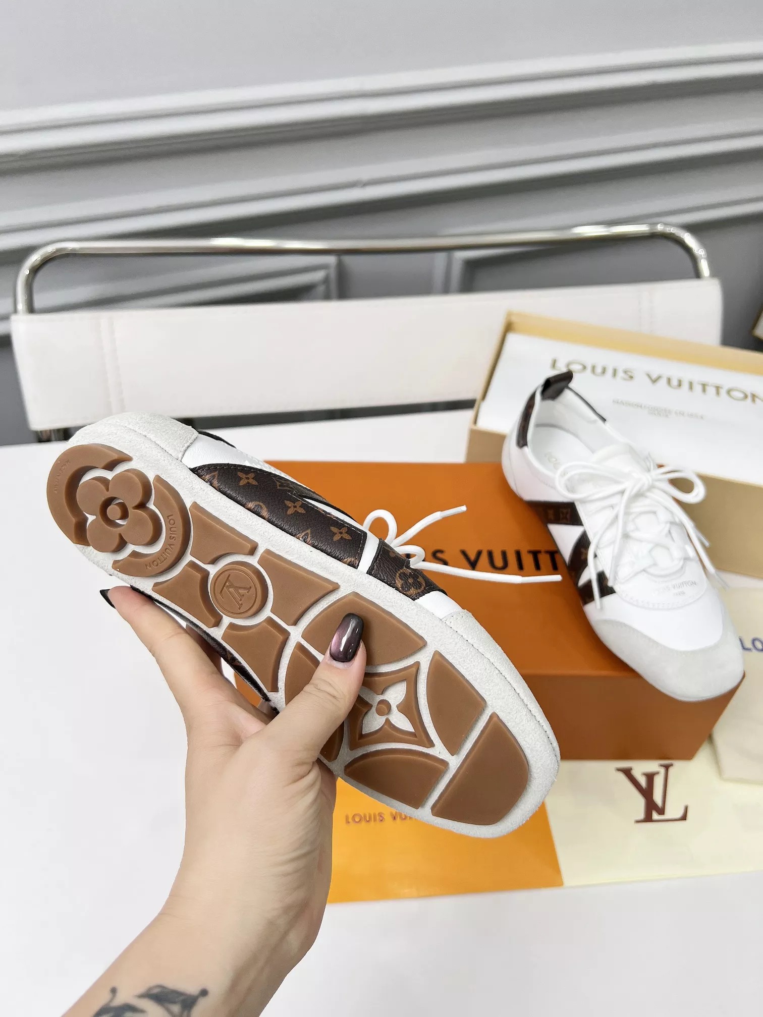 Louis Vuitton Casual Shoes For Women Modern 9698
