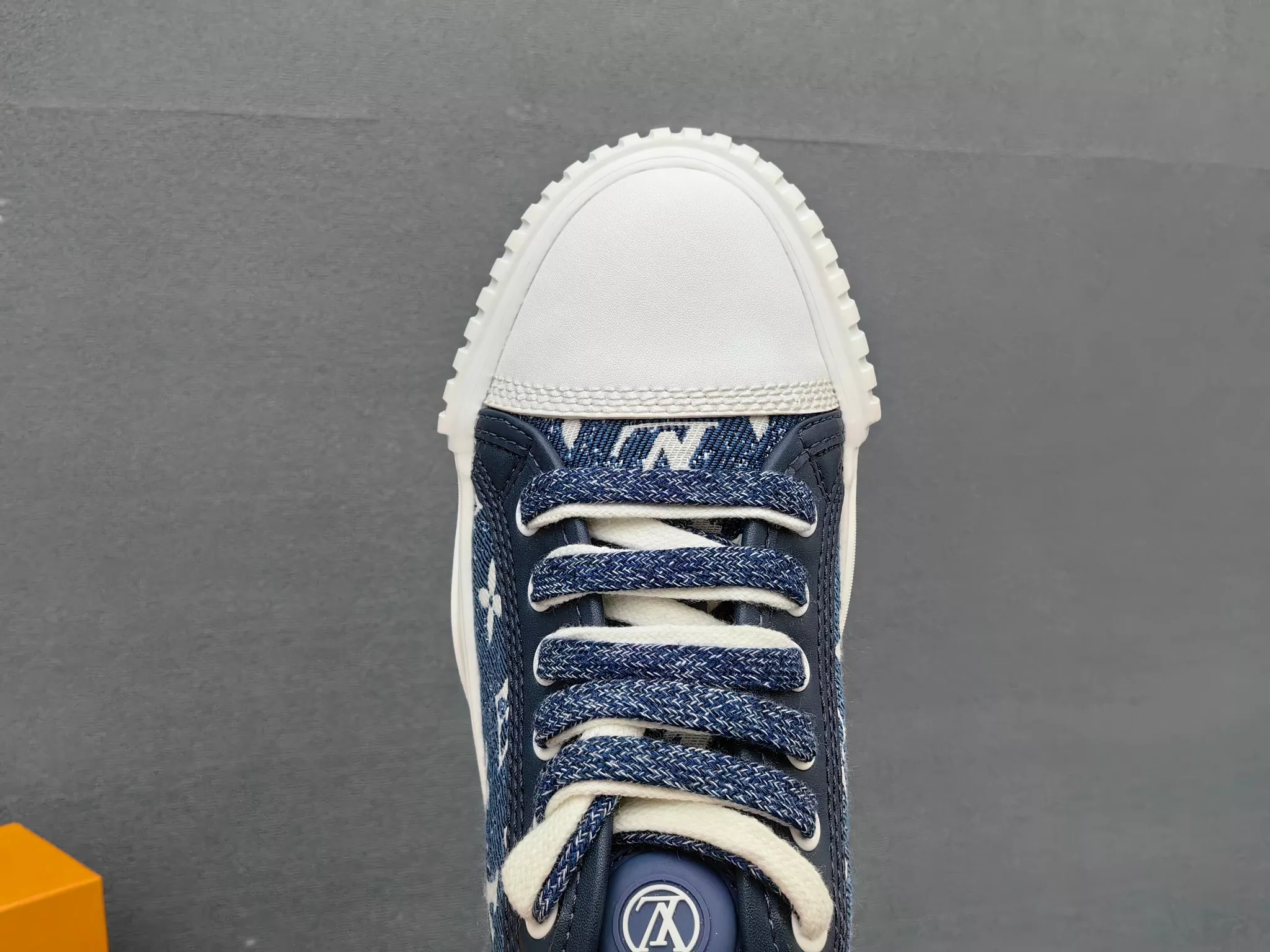 Louis Vuitton Casual Shoes For Women Reliable 4186