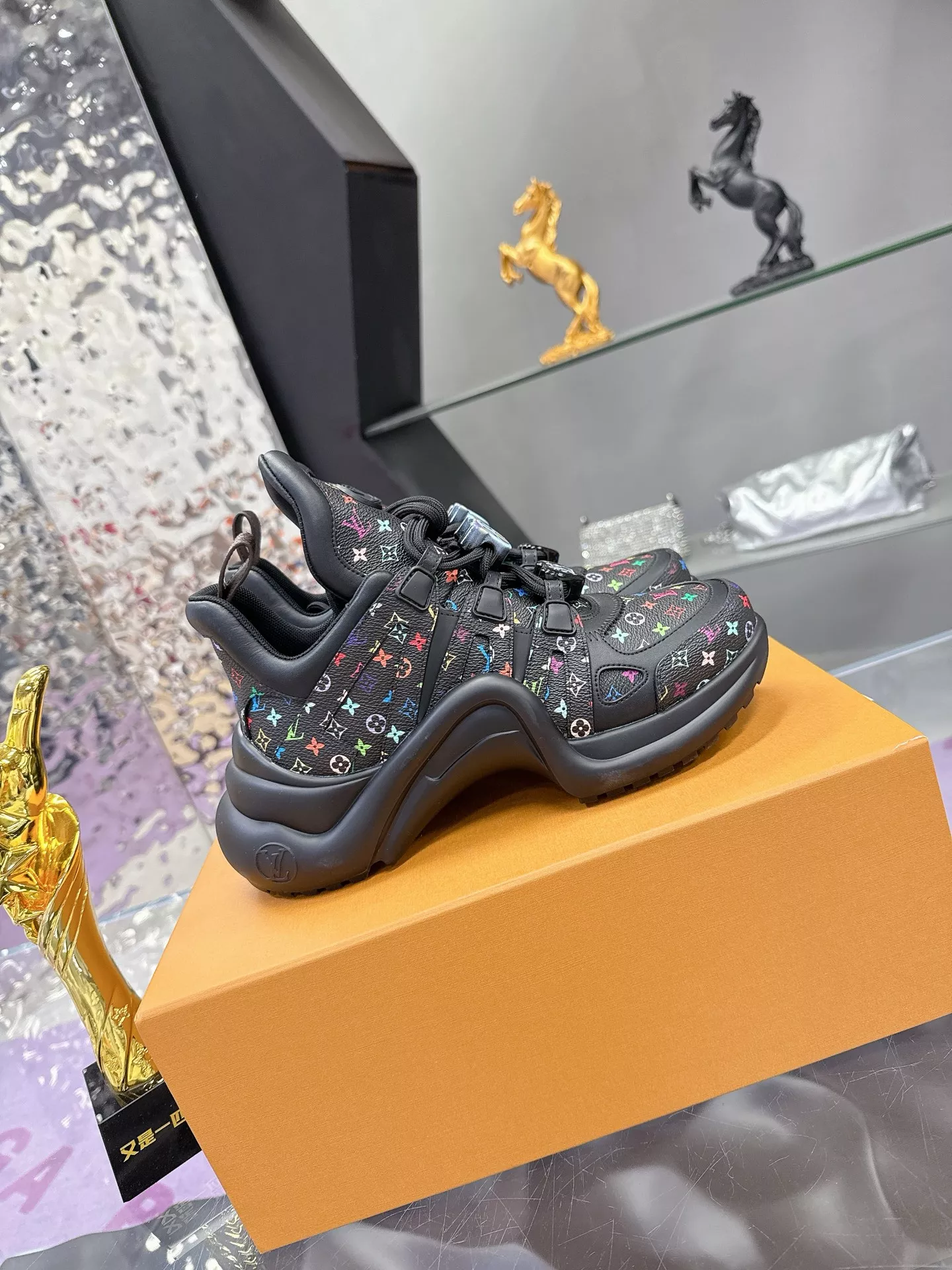 Louis Vuitton Casual Shoes For Women Resilient 6024
