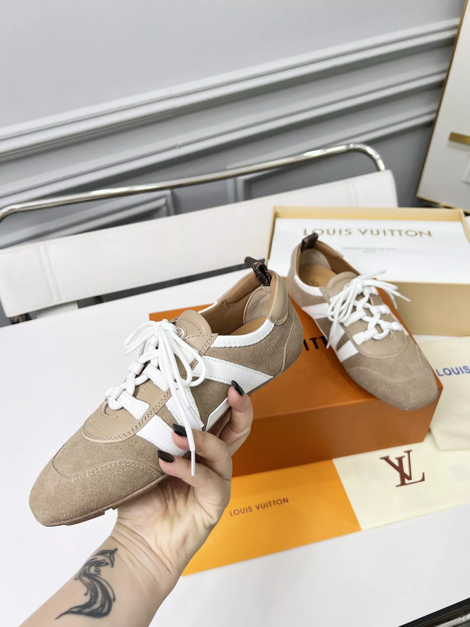 Louis Vuitton Casual Shoes For Women Resilient 6051