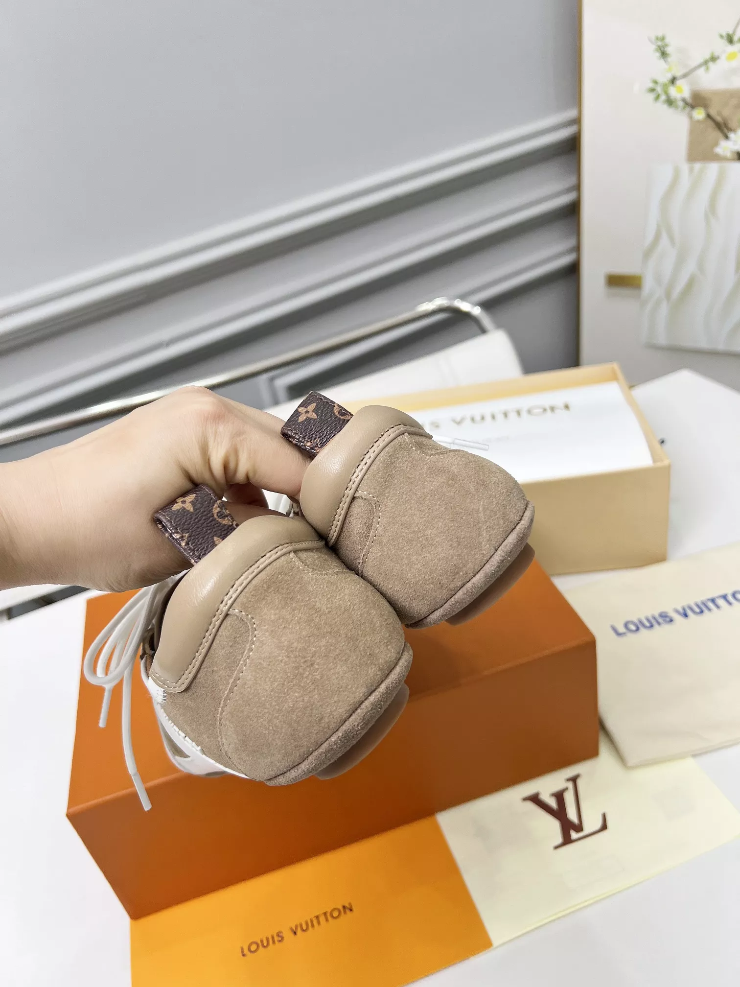 Louis Vuitton Casual Shoes For Women Resilient 6051